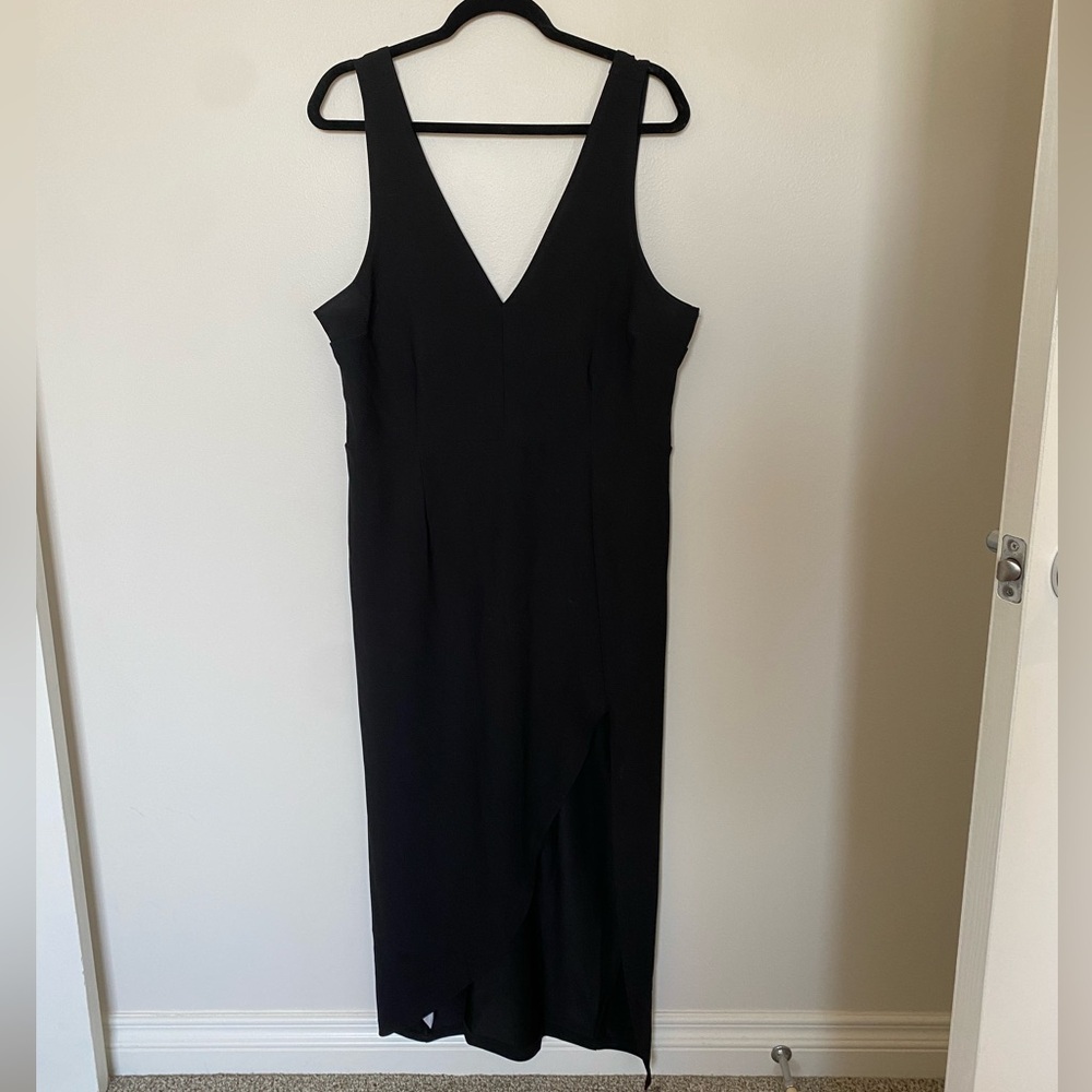 Abercrombie Black Midi V-Neck Formal Dress